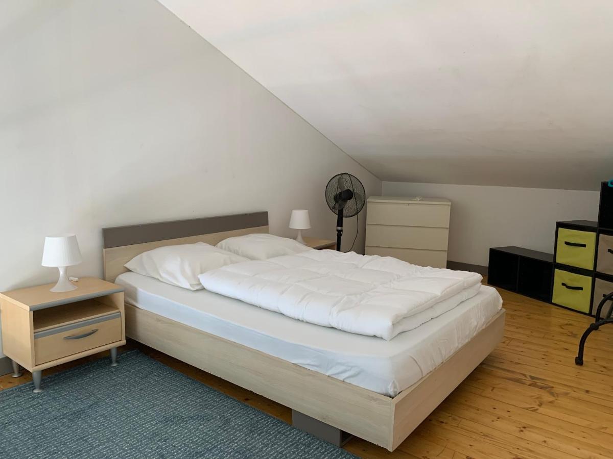 Appartement Tout Confort En Mezzanine A 20Mn A Pied Du Centre-Ville Avec Tv Et Wifi La Rochelle  Kültér fotó