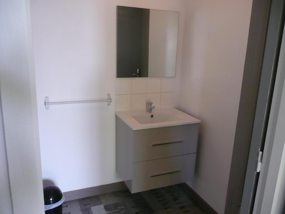 Appartement Tout Confort En Mezzanine A 20Mn A Pied Du Centre-Ville Avec Tv Et Wifi La Rochelle  Kültér fotó