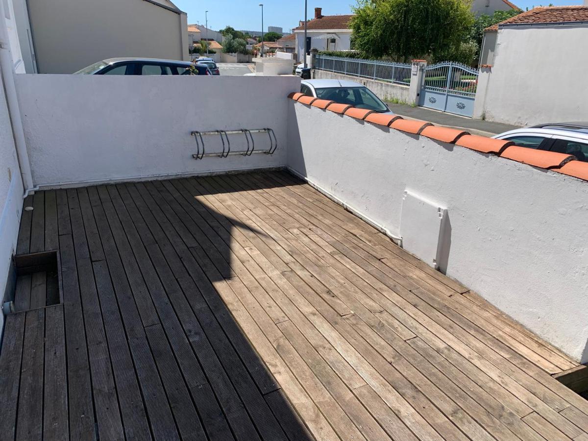 Appartement Tout Confort En Mezzanine A 20Mn A Pied Du Centre-Ville Avec Tv Et Wifi La Rochelle  Kültér fotó