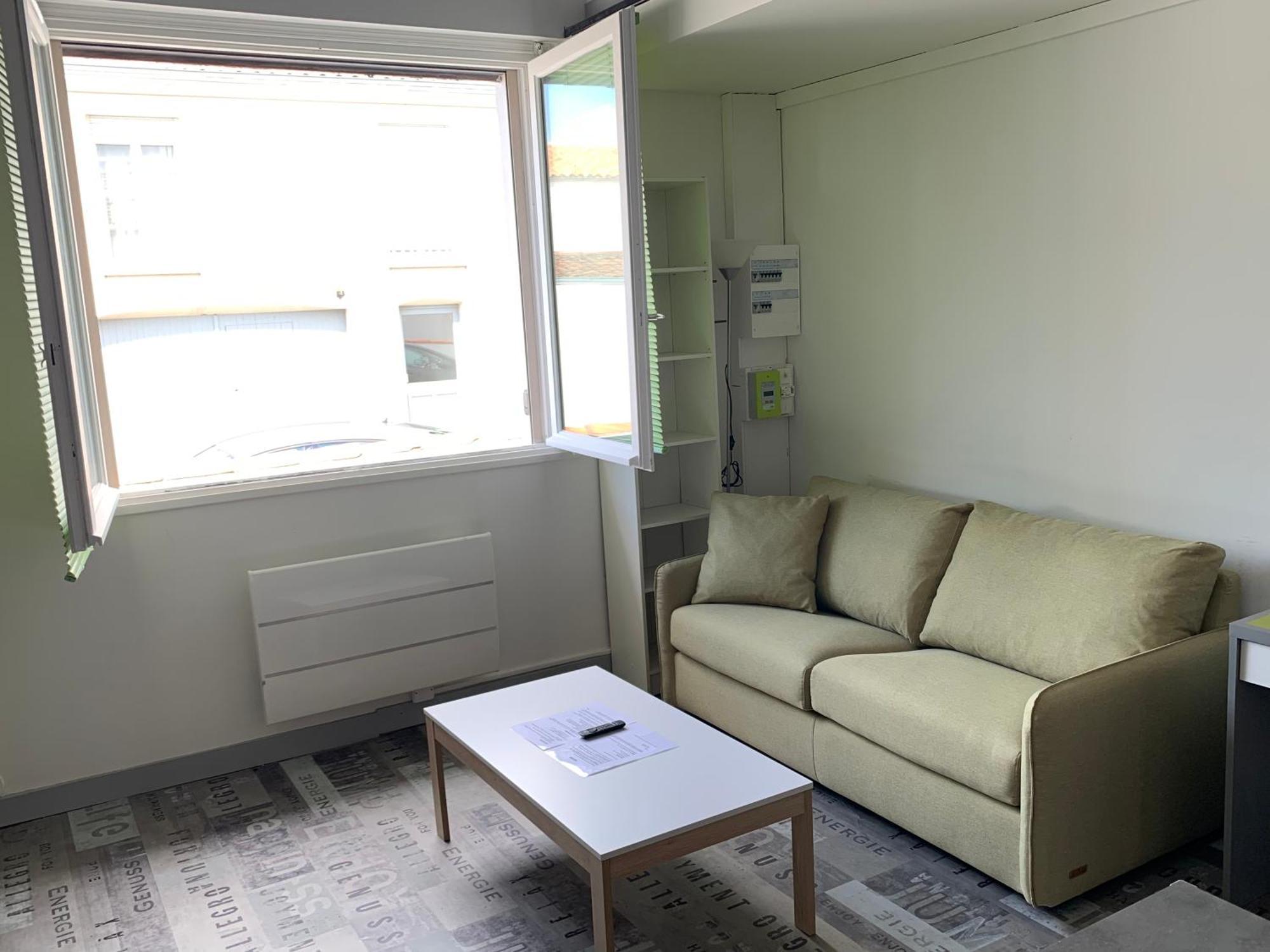 Appartement Tout Confort En Mezzanine A 20Mn A Pied Du Centre-Ville Avec Tv Et Wifi La Rochelle  Kültér fotó