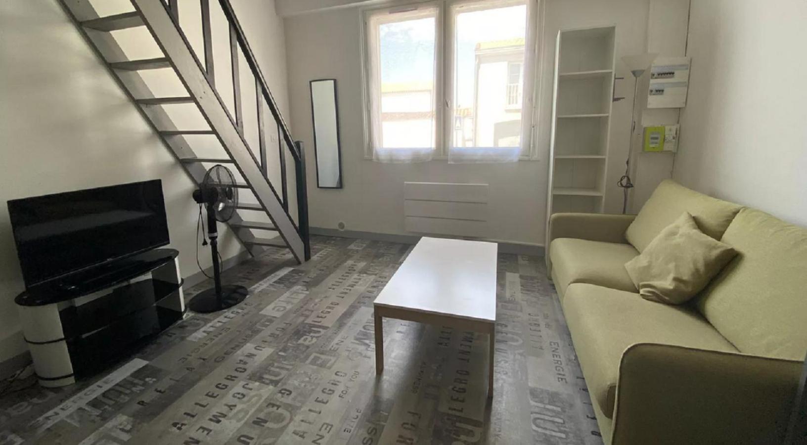 Appartement Tout Confort En Mezzanine A 20Mn A Pied Du Centre-Ville Avec Tv Et Wifi La Rochelle  Kültér fotó